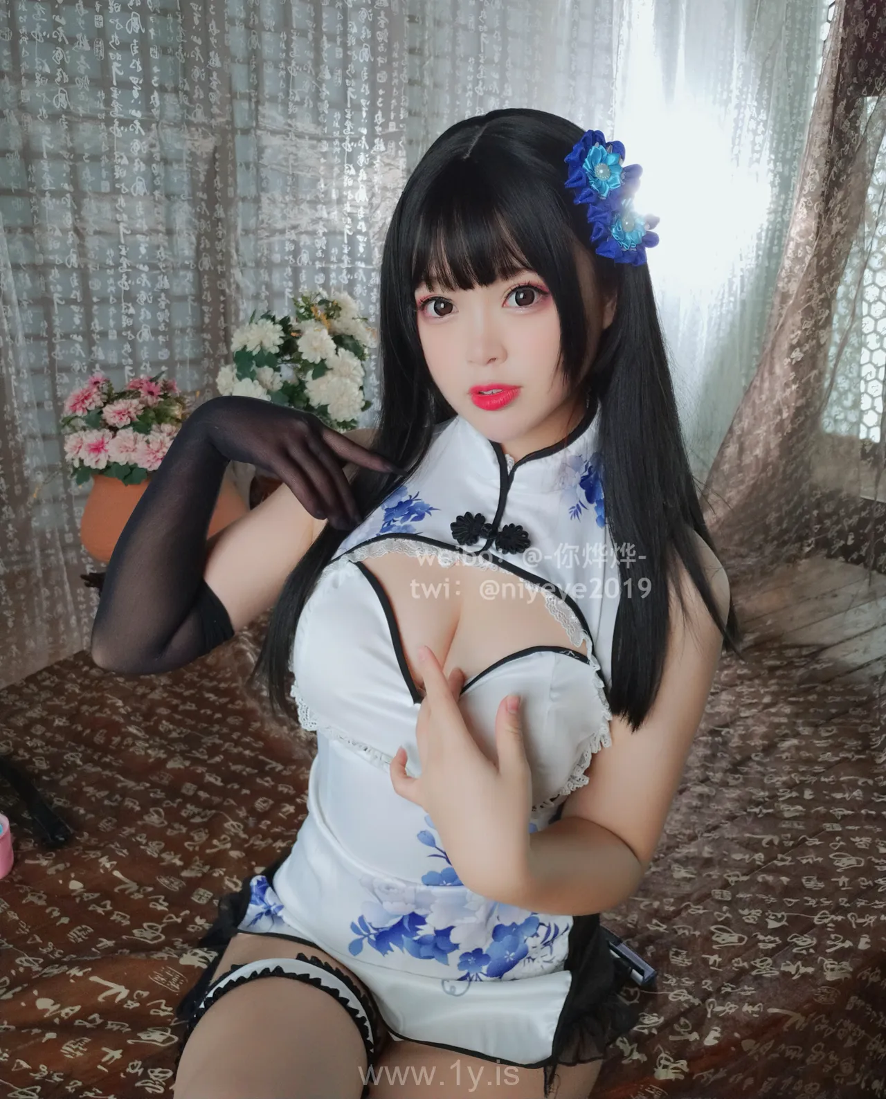 Coser@白烨 NO.017 花与酒与少女